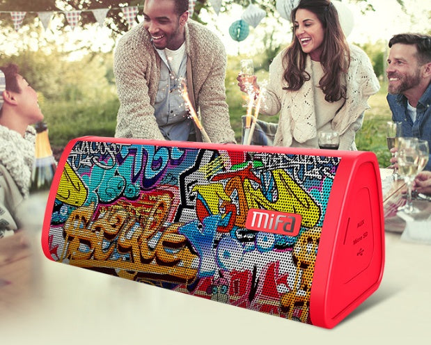 Waterproof Outdoor Bluetooth Speaker 10W — Subwoofer Stereo Portable 333g