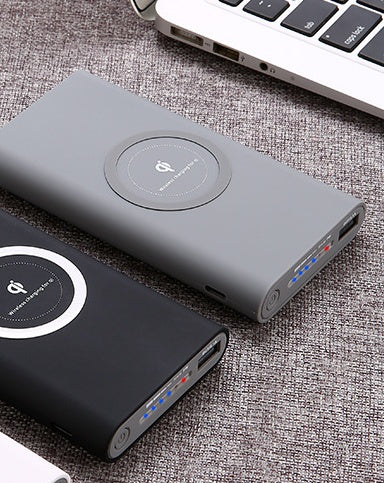 3-in-1 Wireless Power Bank 10000mAh — Qi Wireless Charging with USB Output