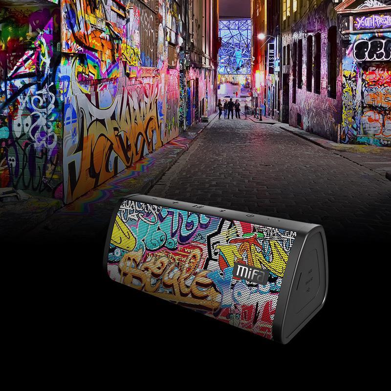 Waterproof Outdoor Bluetooth Speaker 10W — Subwoofer Stereo Portable 333g